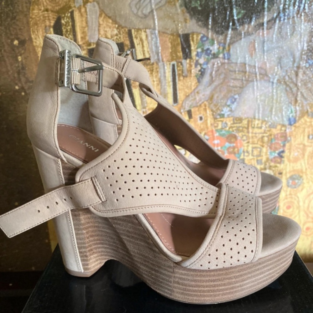 Gianni Bini Shoes